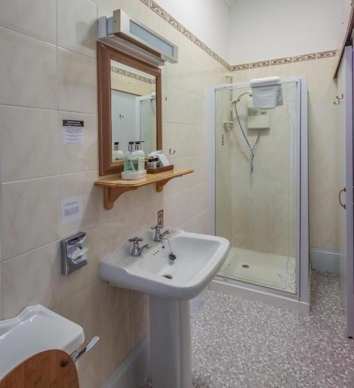 标准间, Cluny Bank