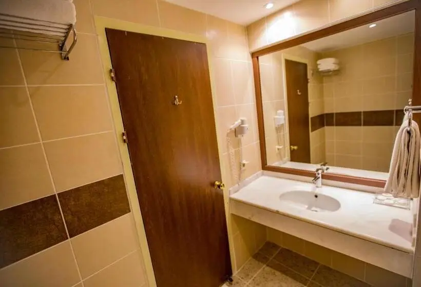 Standard Room King Size Bed, Dedeman Palandoken Resort