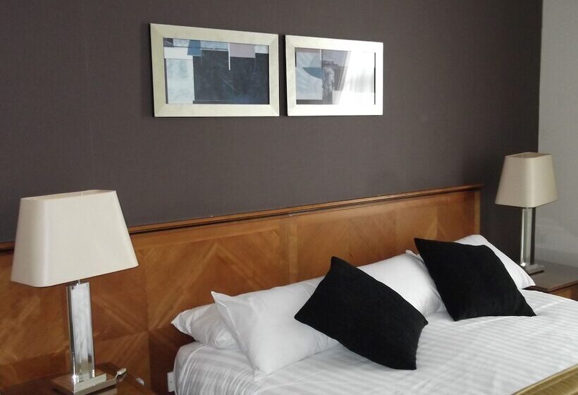 スイート, Devonshire Park