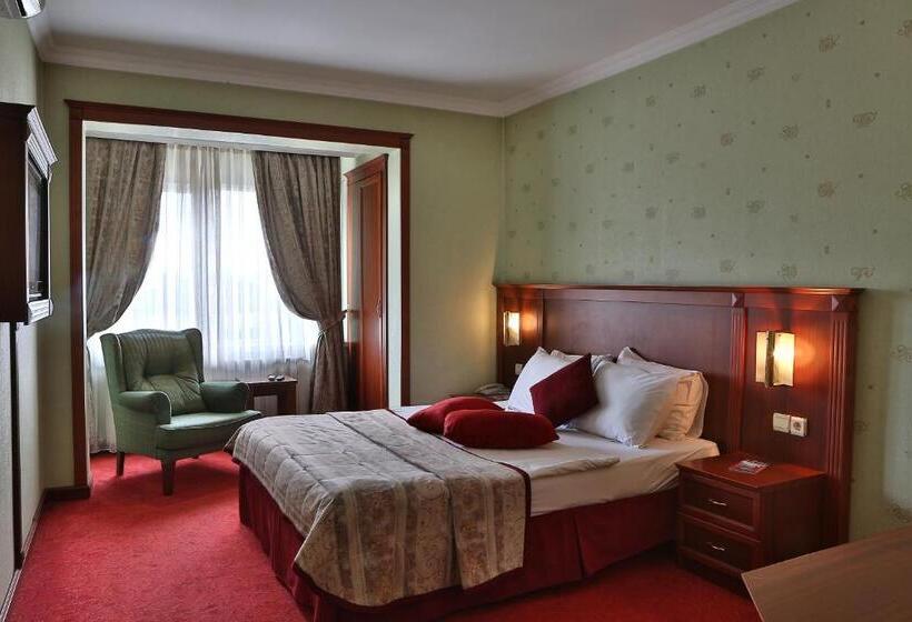 Quarto standart individual, Elit Palas