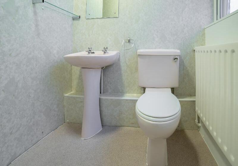 Номер Стандарт, George Hotel, Burslem, Stoke On Trent