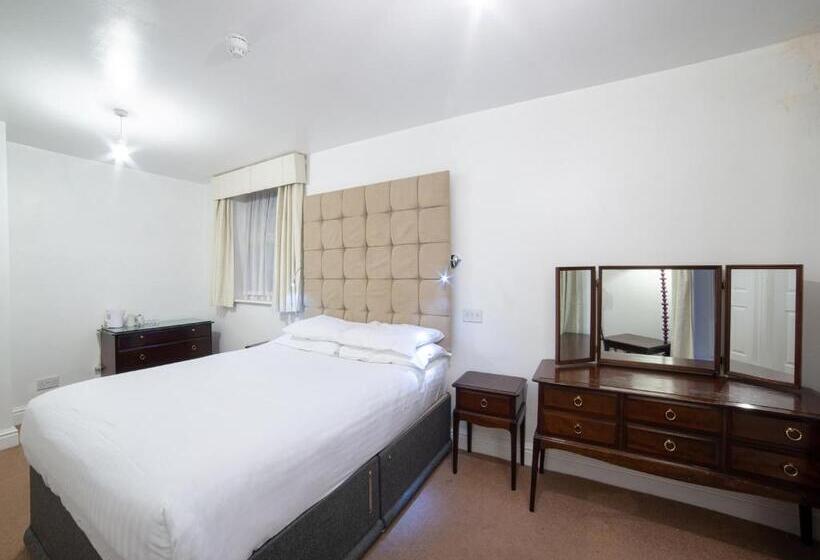 Номер Deluxe, George Hotel, Burslem, Stoke On Trent