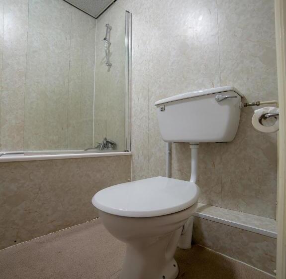 غرفة قياسية رباعية, George Hotel, Burslem, Stoke On Trent