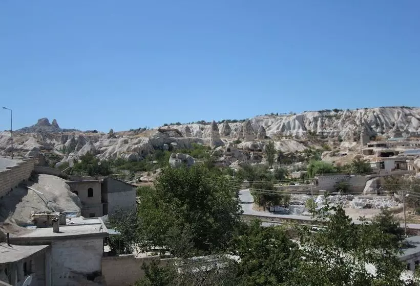 Deluxe-huone, Guven Cave