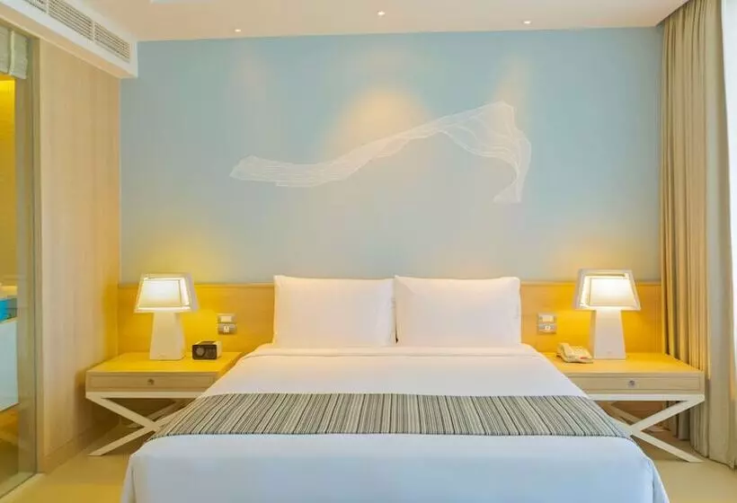 اتاق کلاب, Holiday Inn Pattaya, An Ihg