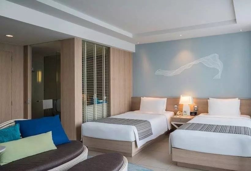 اتاق کلاب, Holiday Inn Pattaya, An Ihg