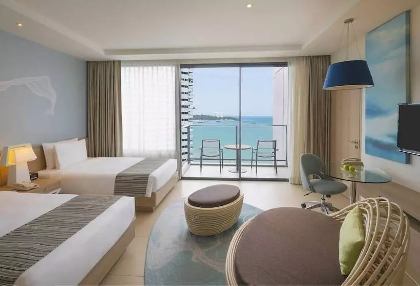 اتاق کلاب, Holiday Inn Pattaya, An Ihg