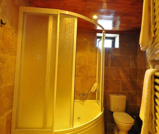Номер Deluxe, Kismet Cave House