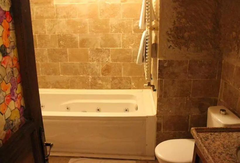 Deluxe-huone, Kismet Cave House