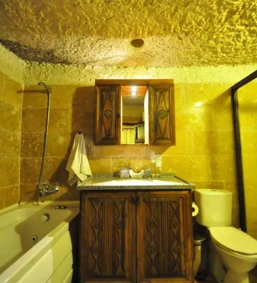 Perhesviitti, Kismet Cave House