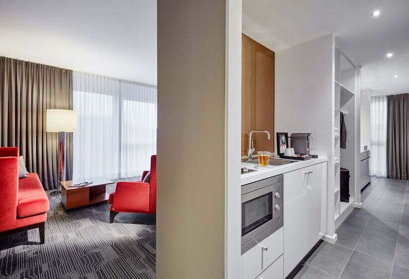سوییت, Légère Hotel Luxembourg