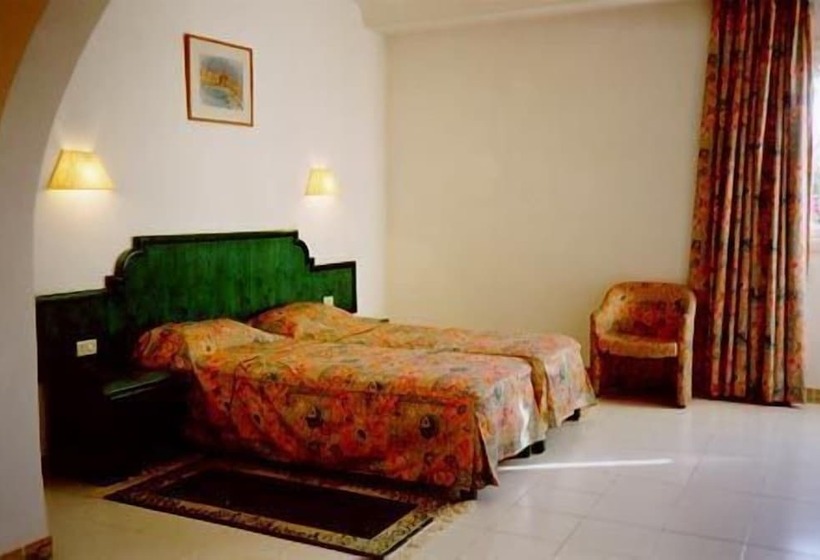 חדר סטנדרט לארבעה, Mezri