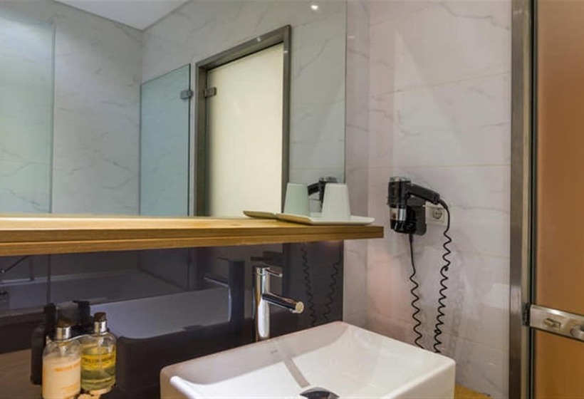 ジュニアスイート, Misafir Suites 8 Istanbul