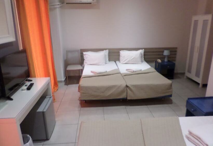 Номер Стандарт Трехместный, Nafsika Hotel Athens Centre