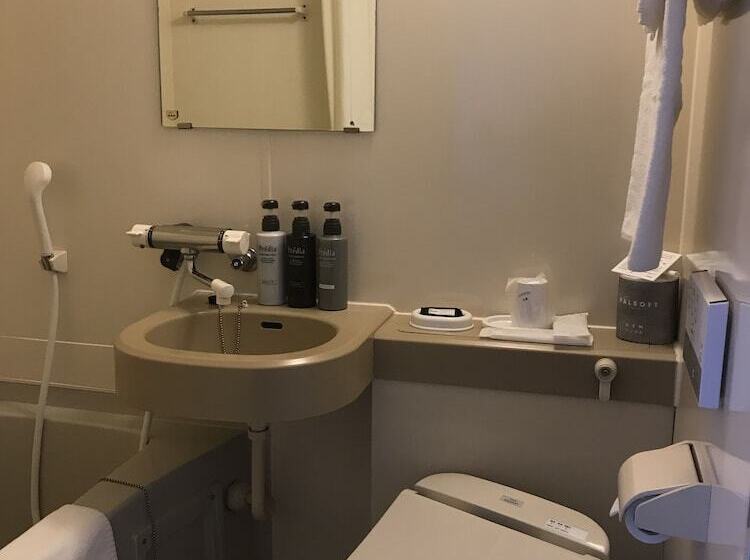 חדר סטנדרט יחיד, New Ueno