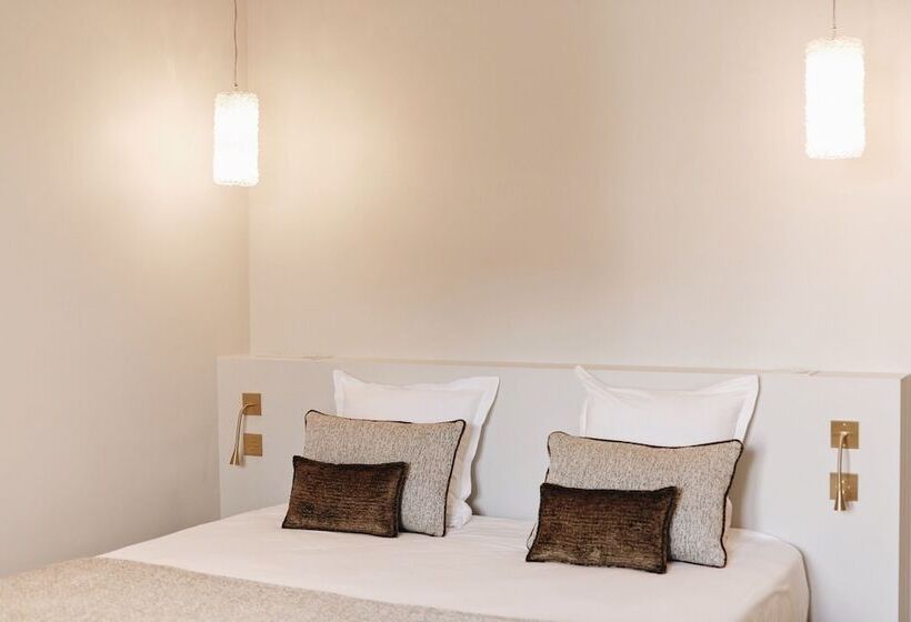 コンフォートルーム, San Carlu Citadelle Ajaccio