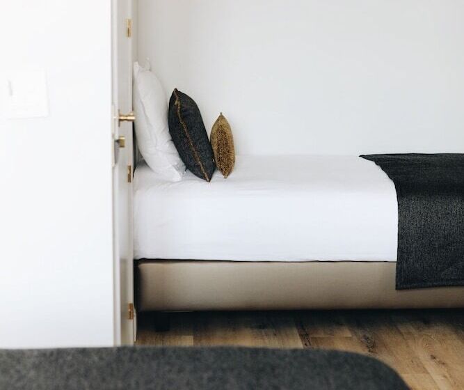 スタンダードトリプルルーム, San Carlu Citadelle Ajaccio