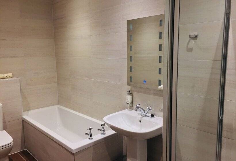 חדר סטנדרט, The Angel Inn