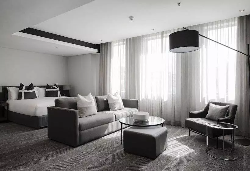 エクゼクティブスイート, The Capital 15 On Orange Hotel & Spa