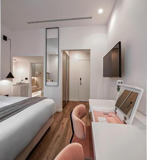 Номер Стандарт, The Marblous Athens