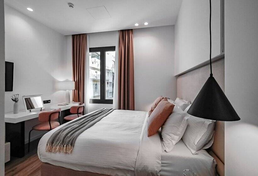 Номер Стандарт, The Marblous Athens