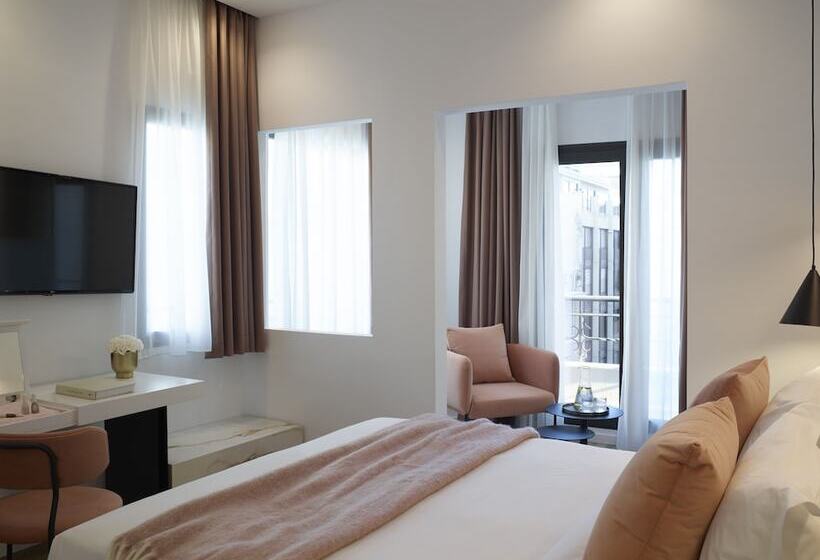 Номер Superior, The Marblous Athens