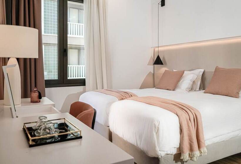 Номер Стандарт, The Marblous Athens