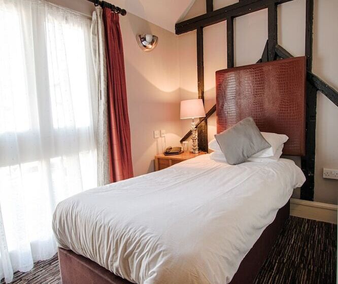 חדר אקזקיוטיב יחיד, The Saracens Head