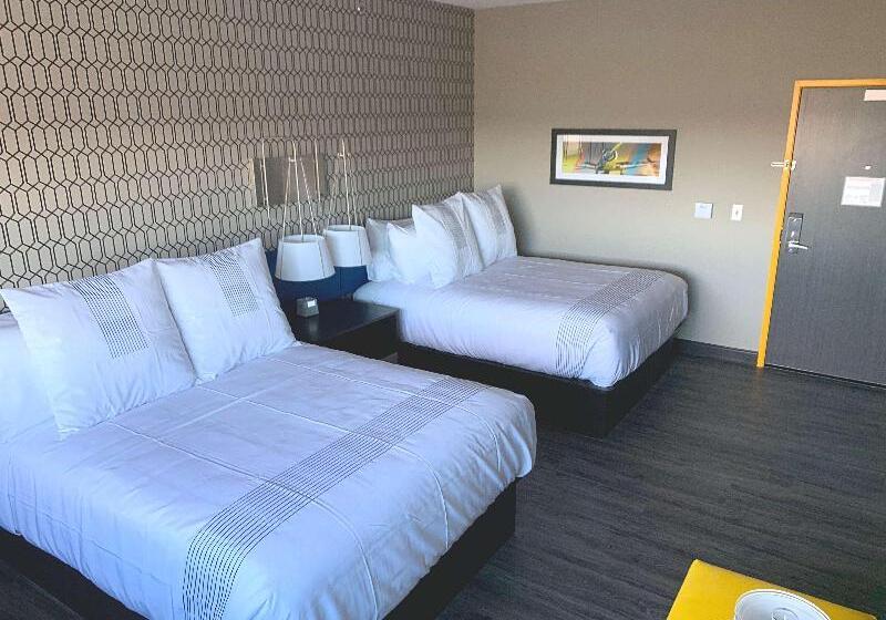 חדר אקזקיוטיב, The Saracens Head