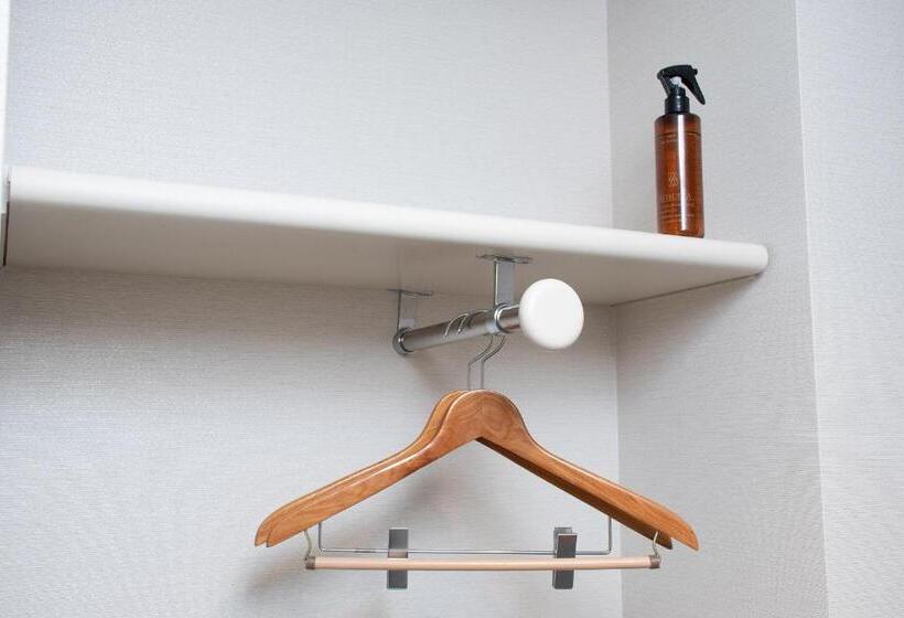 غرفة ديلوكس, Toshi Center