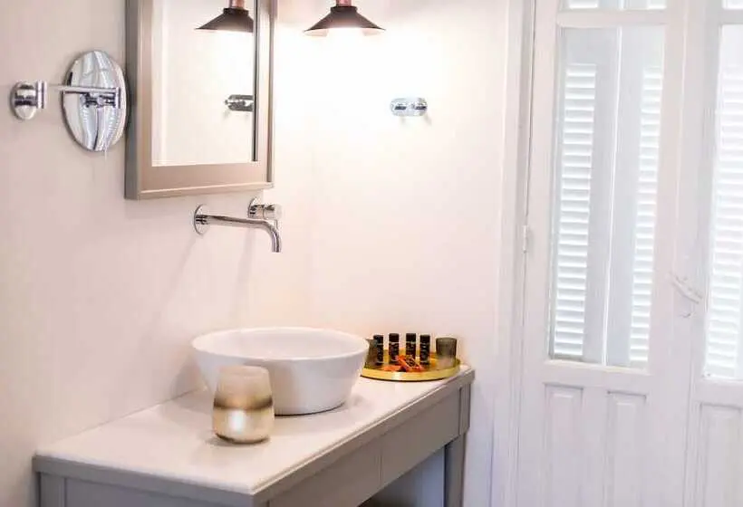 اتاق استاندارد با بالکن, Lemon Tree House