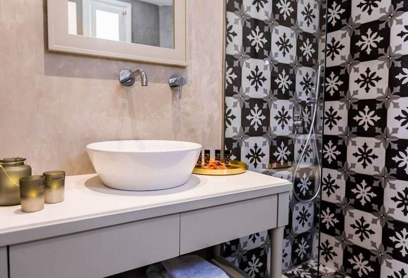 اتاق استاندارد با بالکن, Lemon Tree House