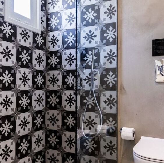 اتاق استاندارد سه تخته با بالکن, Lemon Tree House