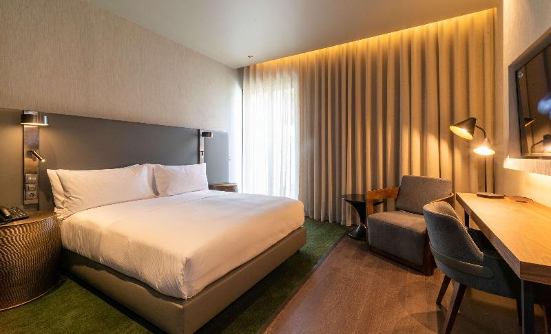 스탠다드 룸 킹사이즈 침대, Hilton Porto Gaia