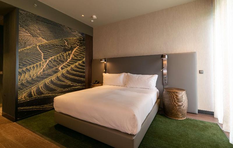 스탠다드 룸 킹사이즈 침대, Hilton Porto Gaia