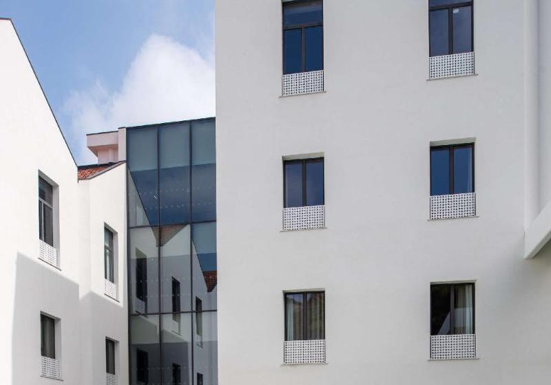 스탠다드 룸 킹사이즈 침대, Hilton Porto Gaia