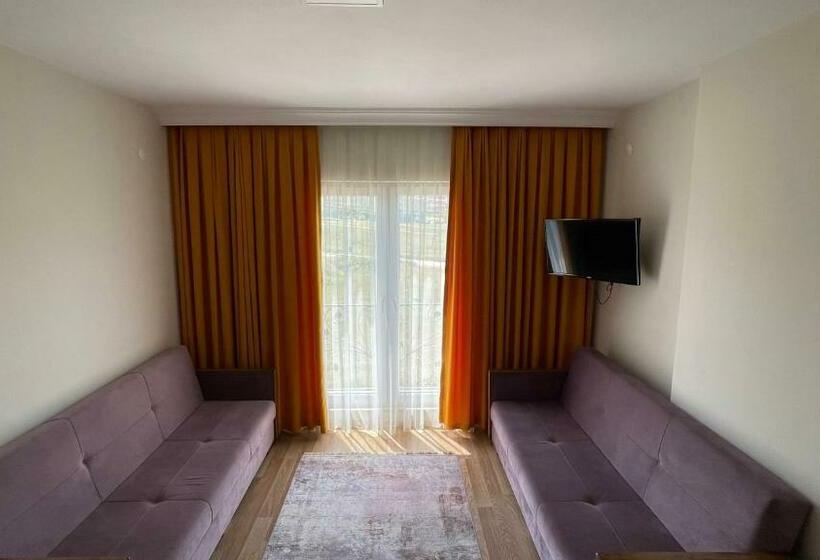 جناح عائلي, Kuzey Otel