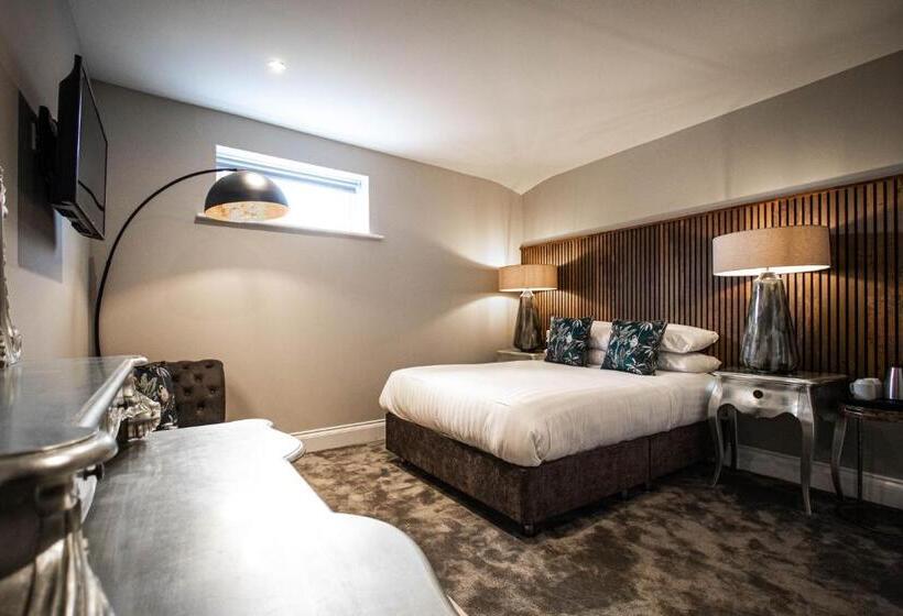 デラックスルーム, The Auction House