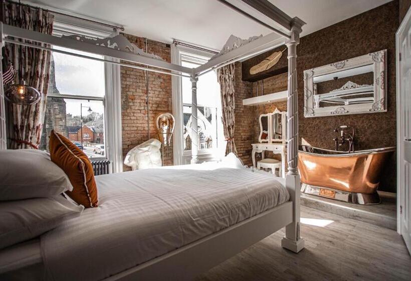 キングサイズベッドのスーペリアルーム, The Auction House