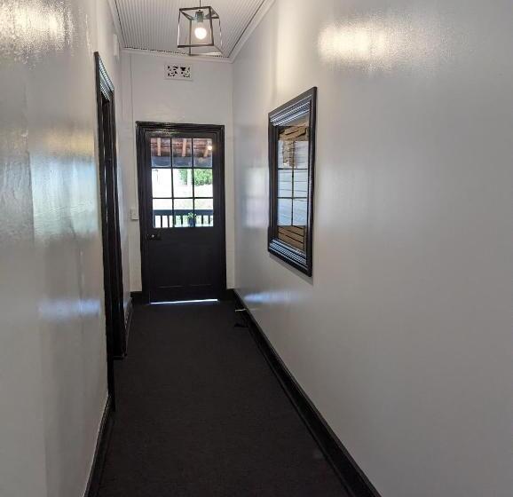 Люкс Superior, Toodyay Manor