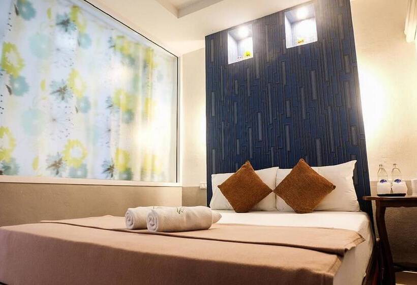 标准间, Great Hill Resort