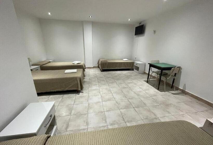 4인용 스탠다드 룸, La Martinica