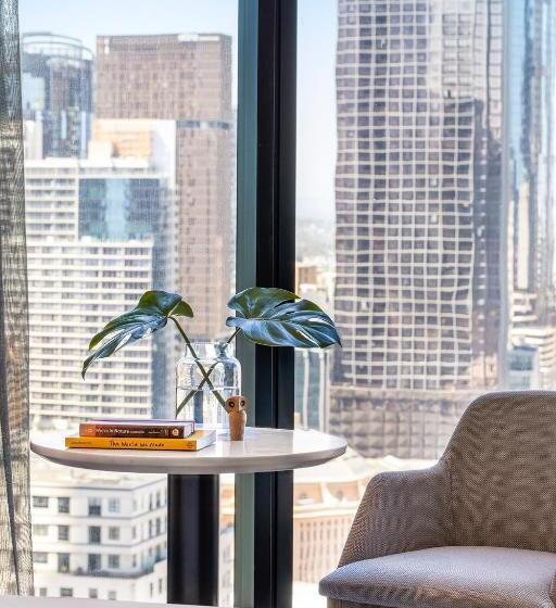 Стандартный Номер Кровать Кинг, Voco Melbourne Central