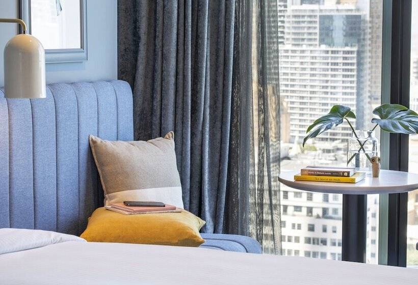 Номер Премиум, Voco Melbourne Central