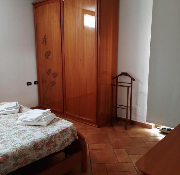 标准三人间, Casa Vacanze Da Cinzia