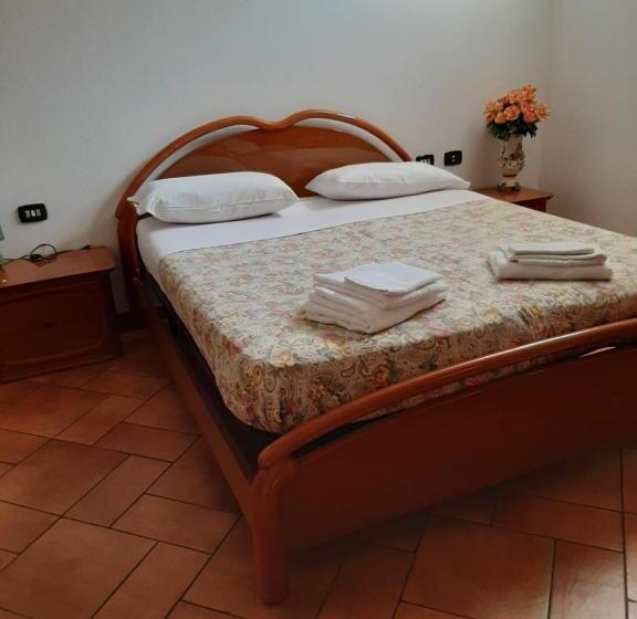 חדר סטנדרט לשלושה, Casa Vacanze Da Cinzia