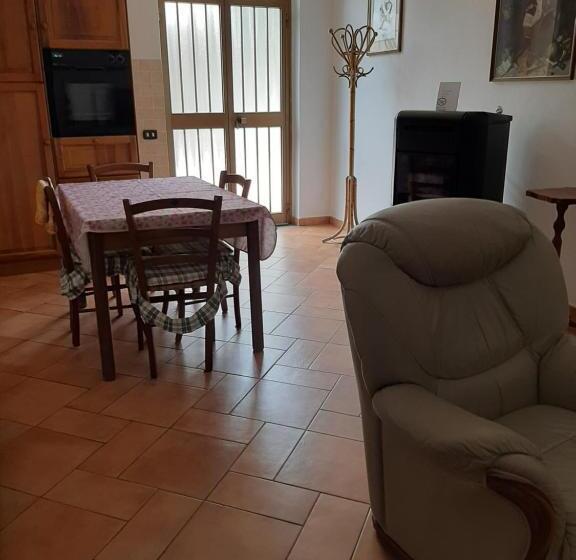 חדר סטנדרט לשלושה, Casa Vacanze Da Cinzia