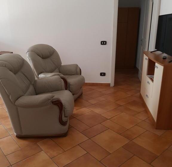 标准三人间, Casa Vacanze Da Cinzia