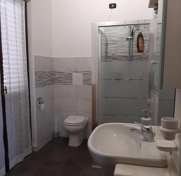 חדר סטנדרט לשלושה עם מרפסת, Casa Vacanze Da Cinzia