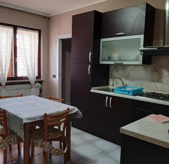 带阳台的三人标准间, Casa Vacanze Da Cinzia